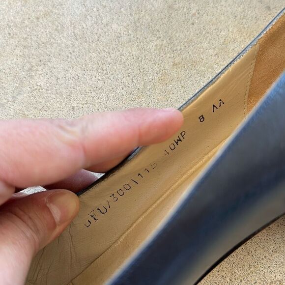 Salvatore Ferragamo Peep Toe Leather Pumps Made in Florence Italy Women’s Size 8 - Picture 5 of 12